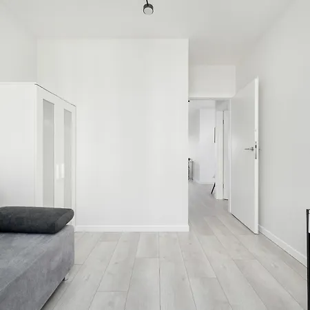 Miedziana Bright With Balcony & Parking By Renters * فروتسواف