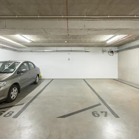 شقة Miedziana Bright With Balcony & Parking By Renters فروتسواف