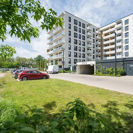 Miedziana Bright With Balcony & Parking By Renters * فروتسواف